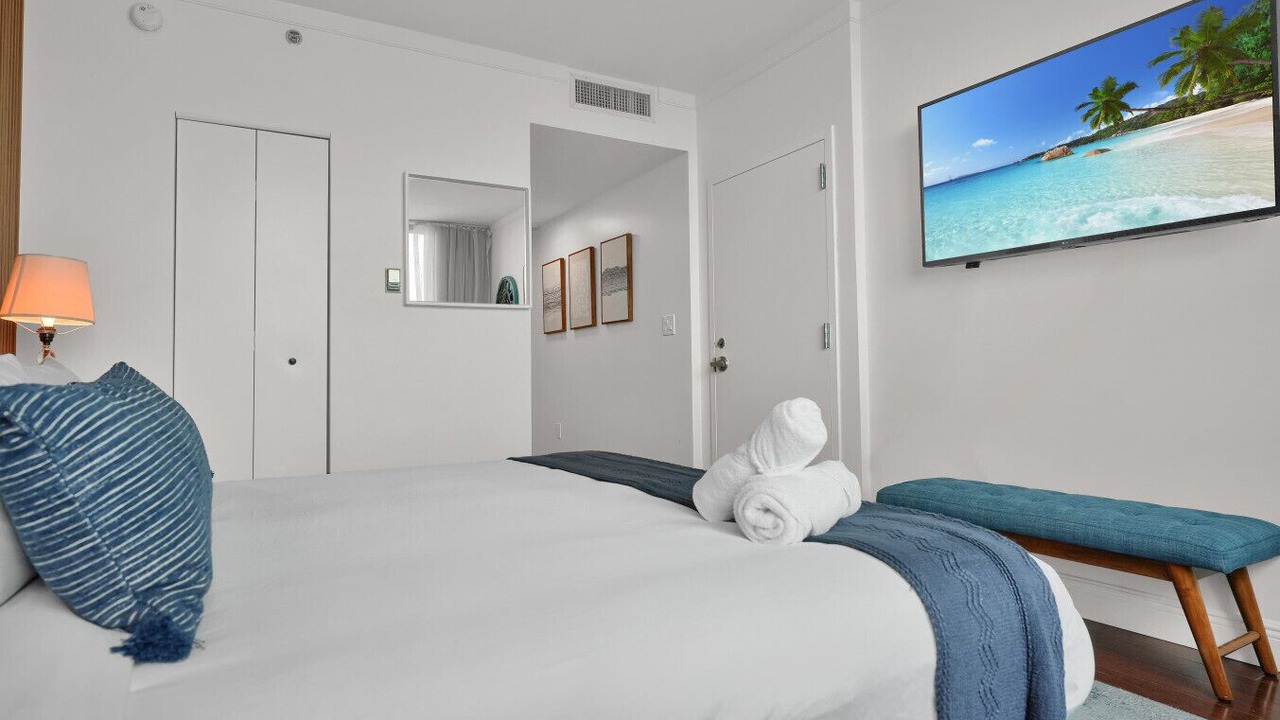 Photo of Bedroom in Coconut Grove