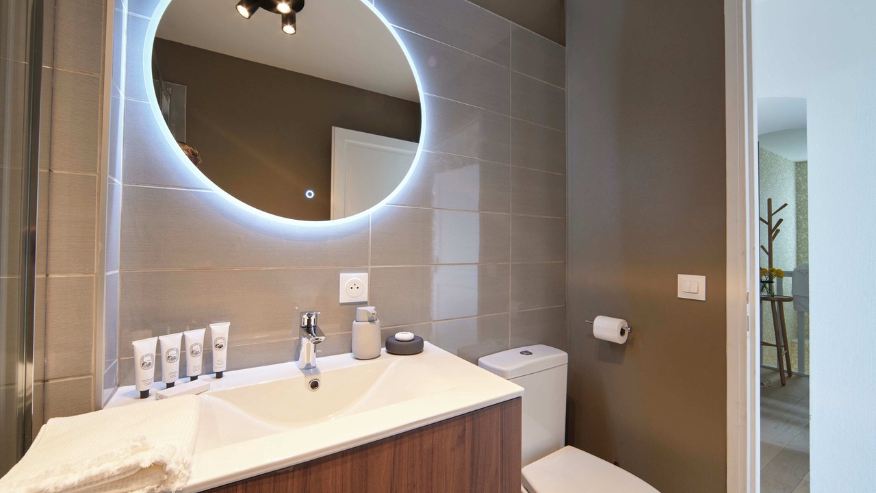 Photo of Bathroom in Honfleur