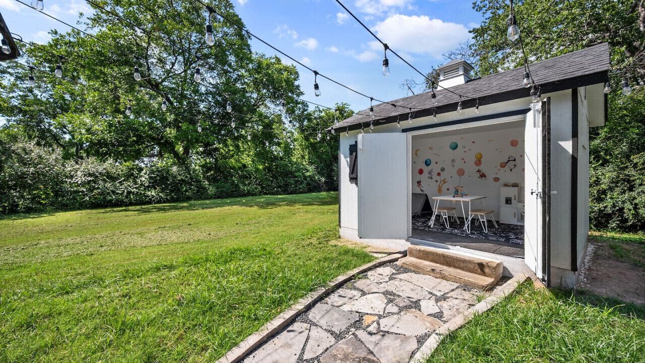 Photo of Patio Balcony in Lakeside