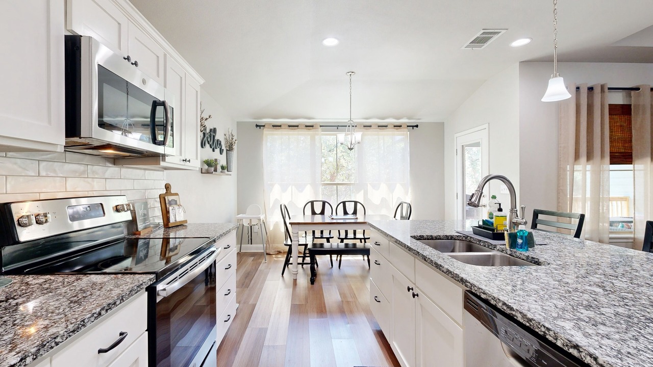 Photo of Kitchen in Highland Lake Estates