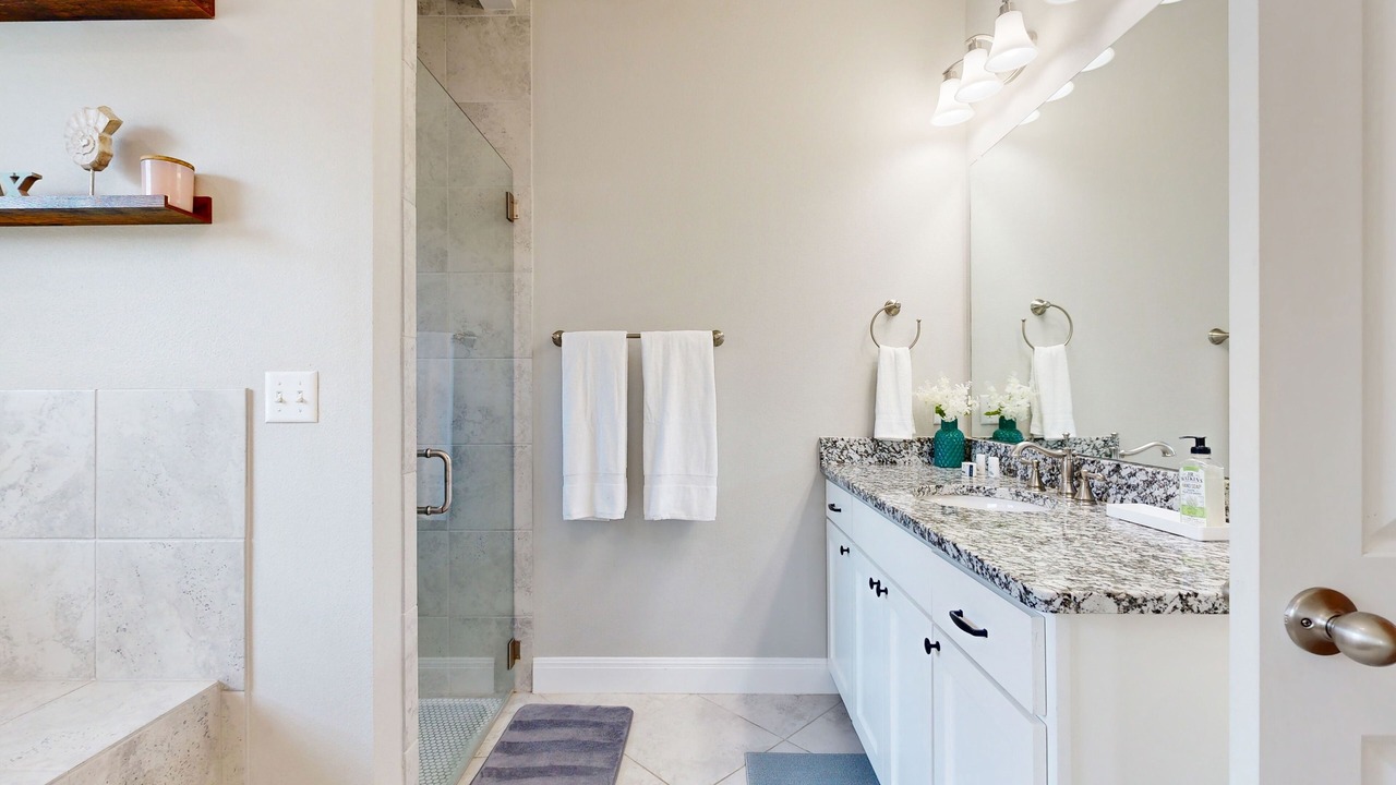 Photo of Bathroom in Highland Lake Estates
