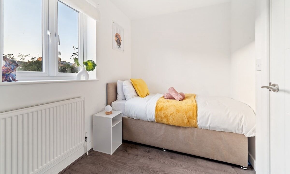 Photo of Bedroom in Aylestone