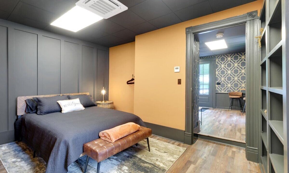 Photo of Bedroom in La Grange