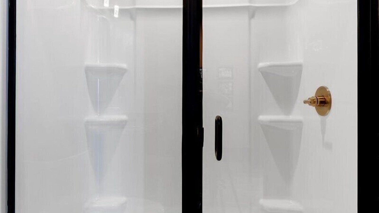 Photo of Bathroom in La Grange