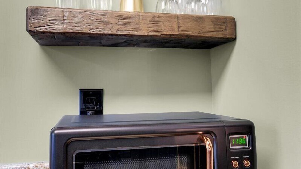 Photo of Kitchen in La Grange
