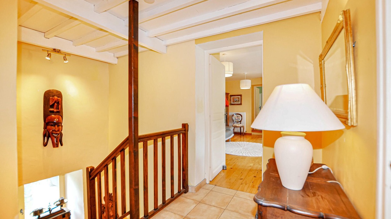 Photo of Others in Dun