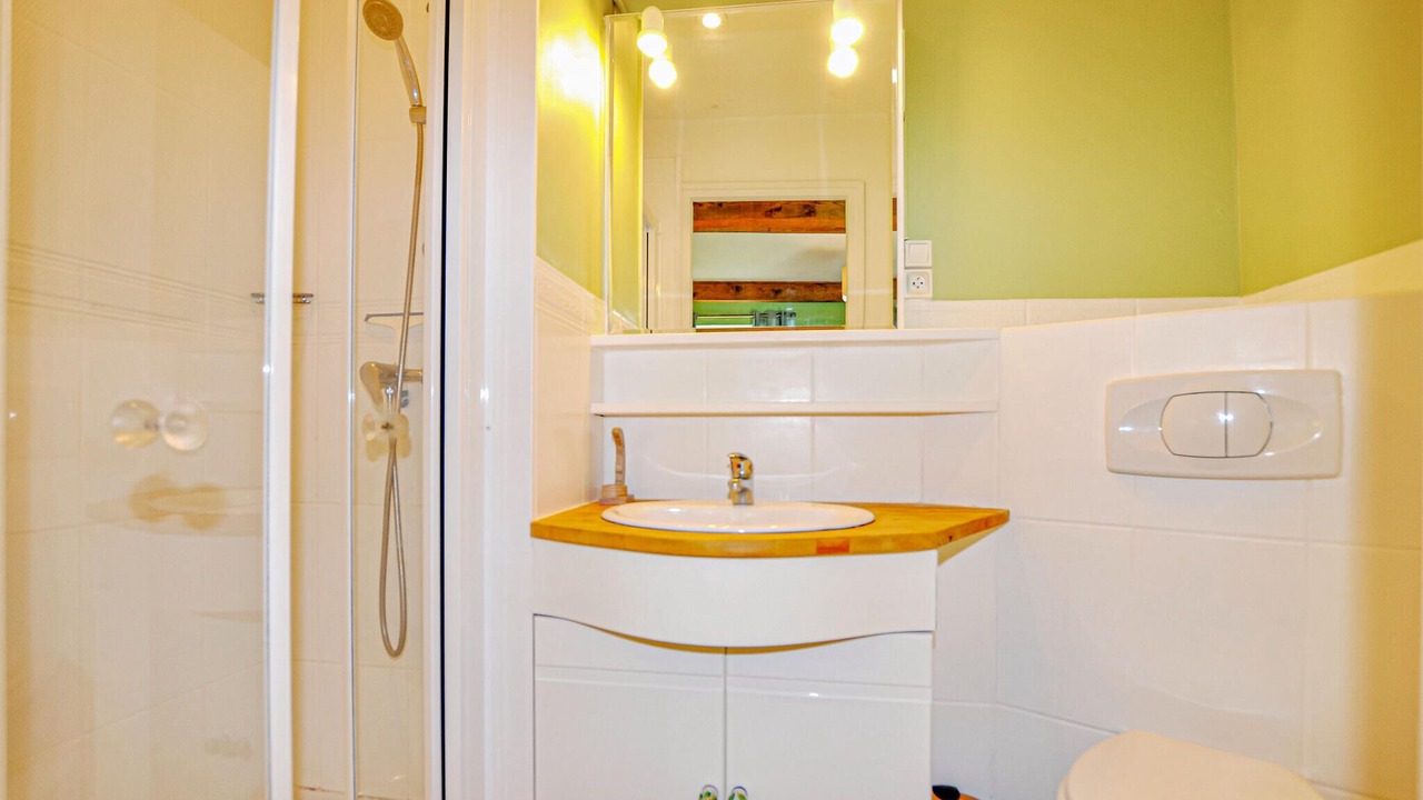 Photo of Bathroom in Dun