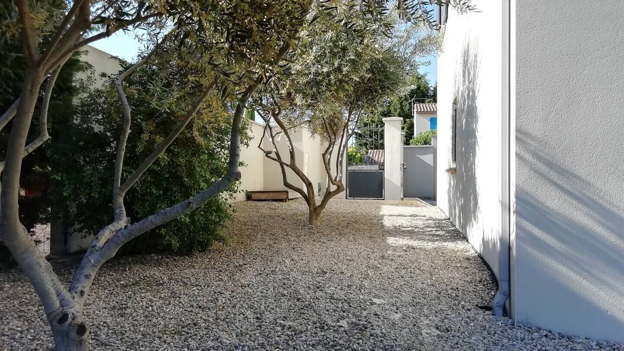 Photo of Outdoor in Camaret-sur-Aigues