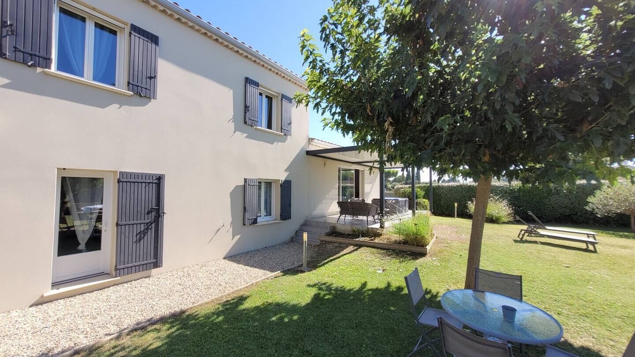 Photo of Outdoor in Camaret-sur-Aigues