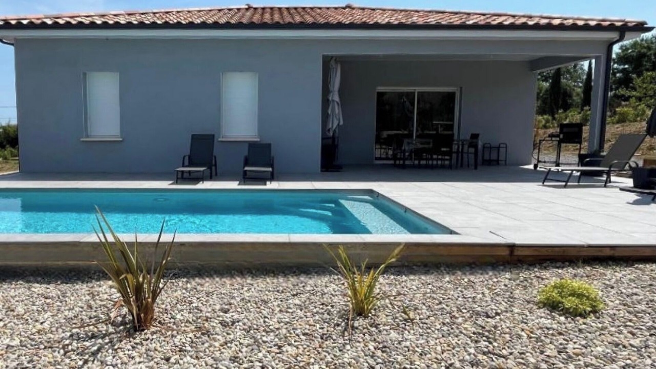 Photo of Outdoor in Berrias-et-Casteljau