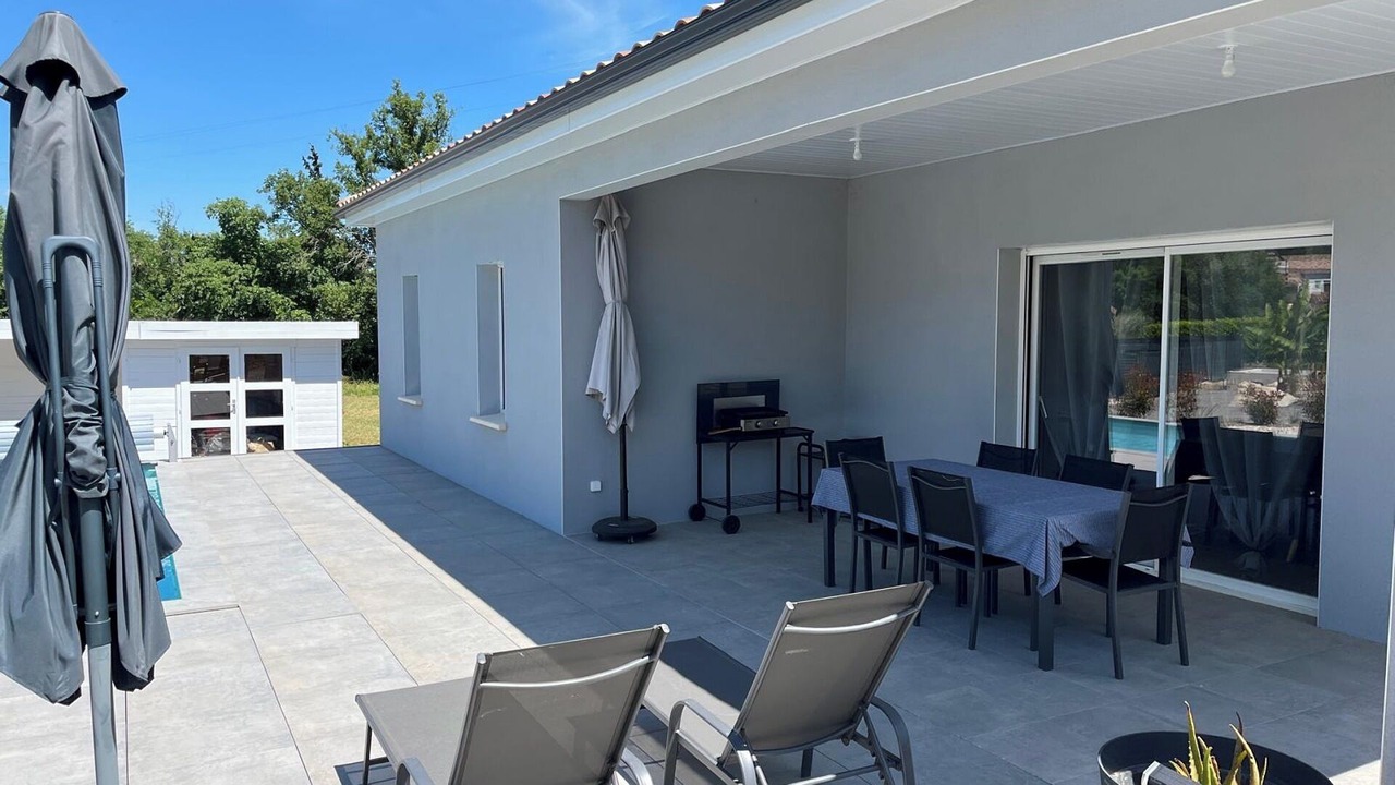 Photo of Outdoor in Berrias-et-Casteljau