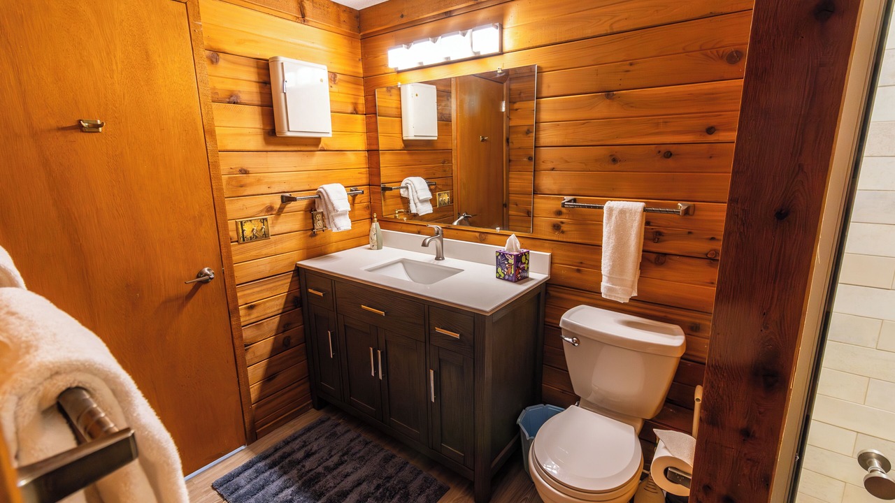 Photo of Bathroom in Harbor Springs