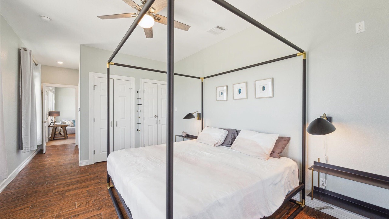 Photo of Bedroom in Surfside Beach