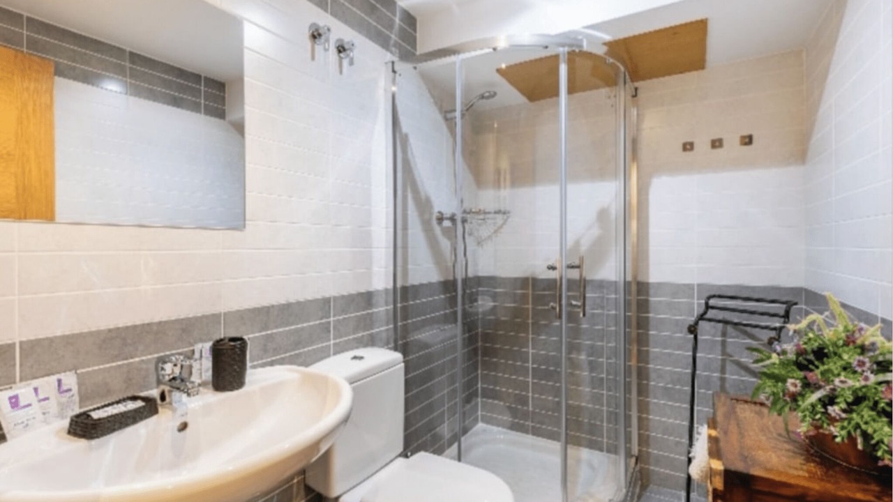 Photo of Bathroom in El Pueyo de Jaca