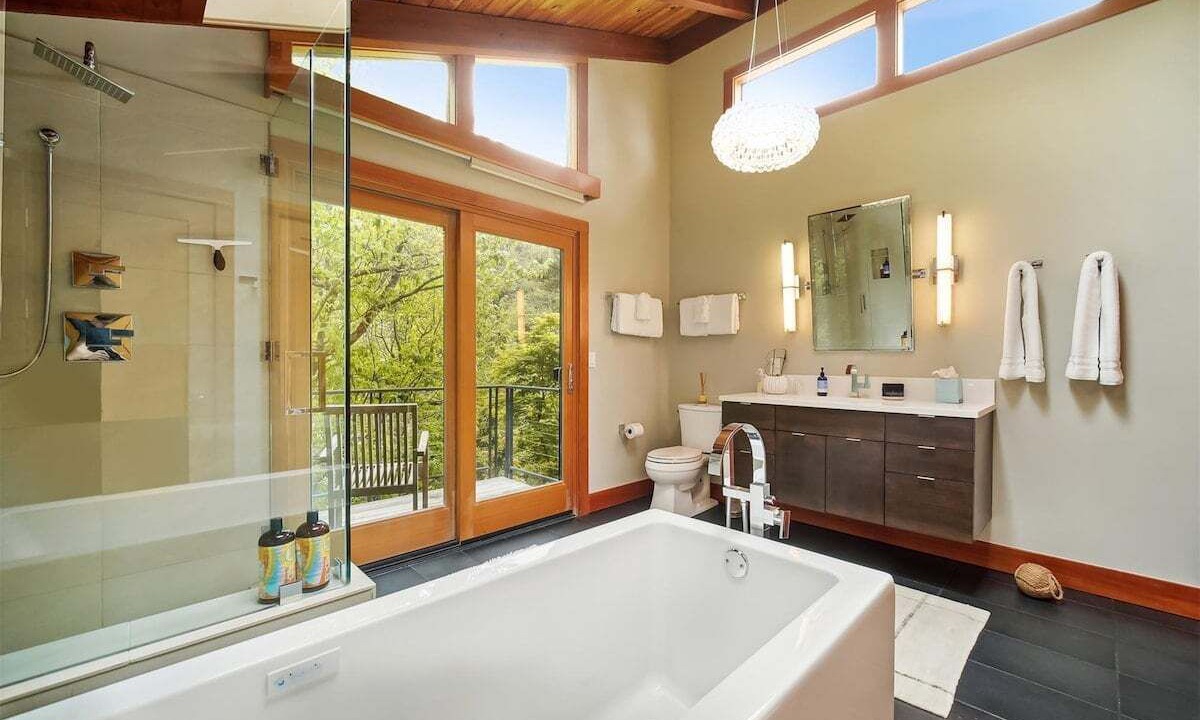 Photo of Bathroom in Tolovana Park