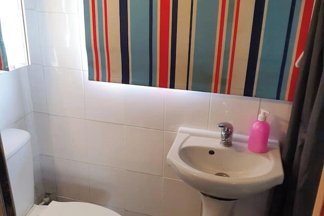 Photo of Bathroom in Alton Barnes