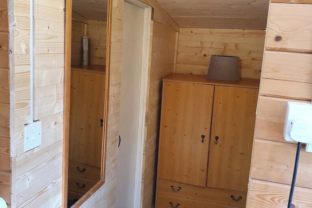 Photo of Others in Alton Barnes