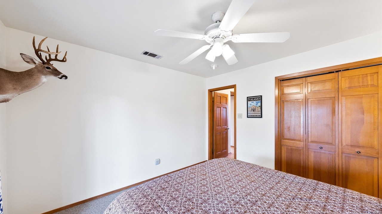 Photo of Bedroom in Center Point