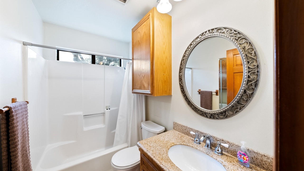 Photo of Bathroom in Center Point
