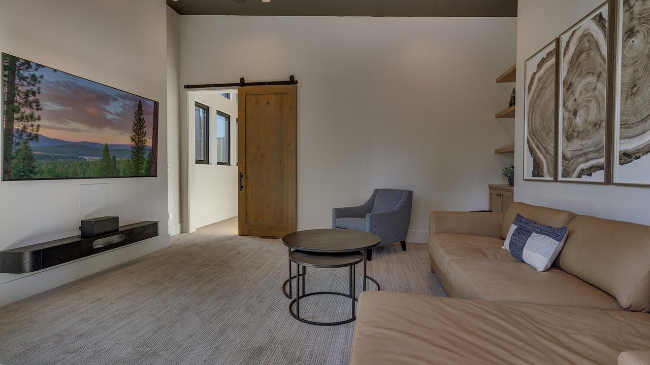 Photo of Livingroom in Ponderosa Palisades