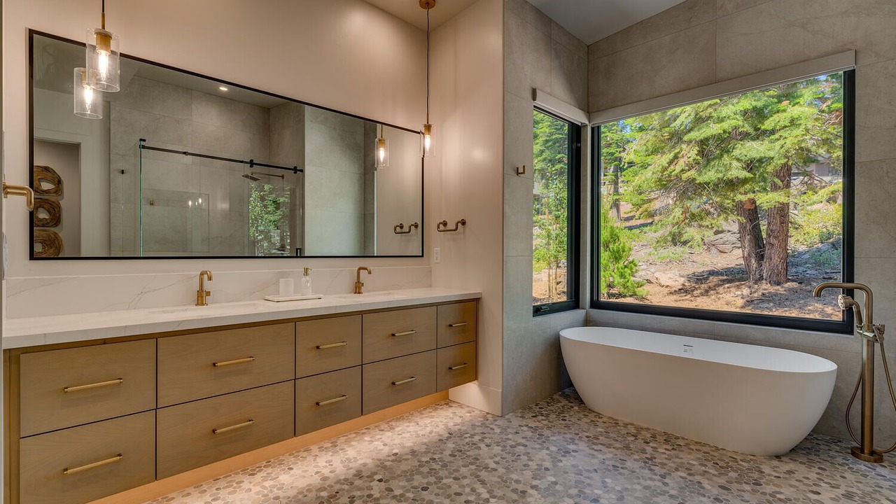 Photo of Bathroom in Ponderosa Palisades