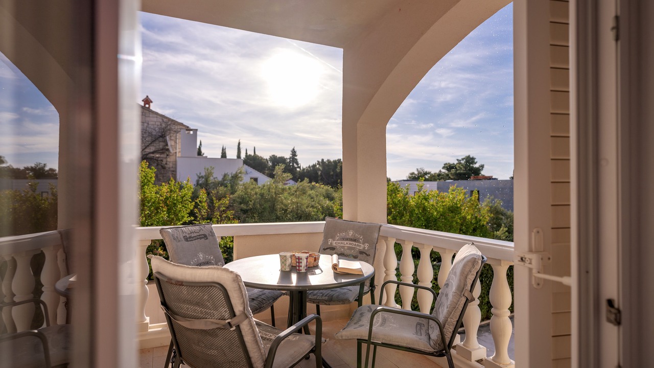 Photo of Patio Balcony in Bol