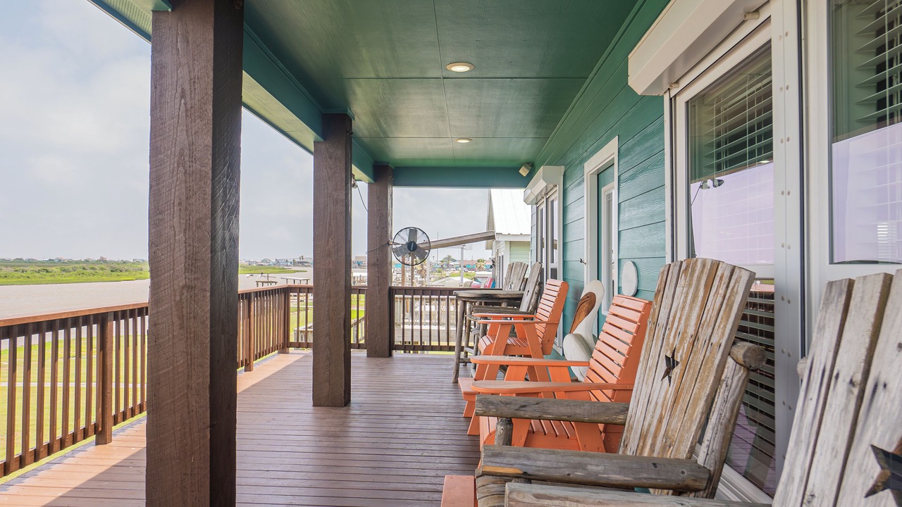 Photo of Patio Balcony in Cedar Lane