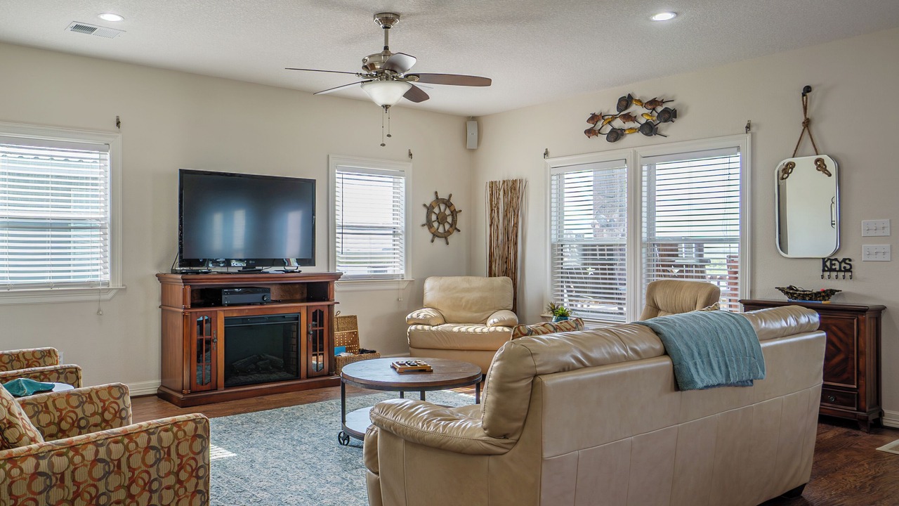 Photo of Livingroom in Cedar Lane