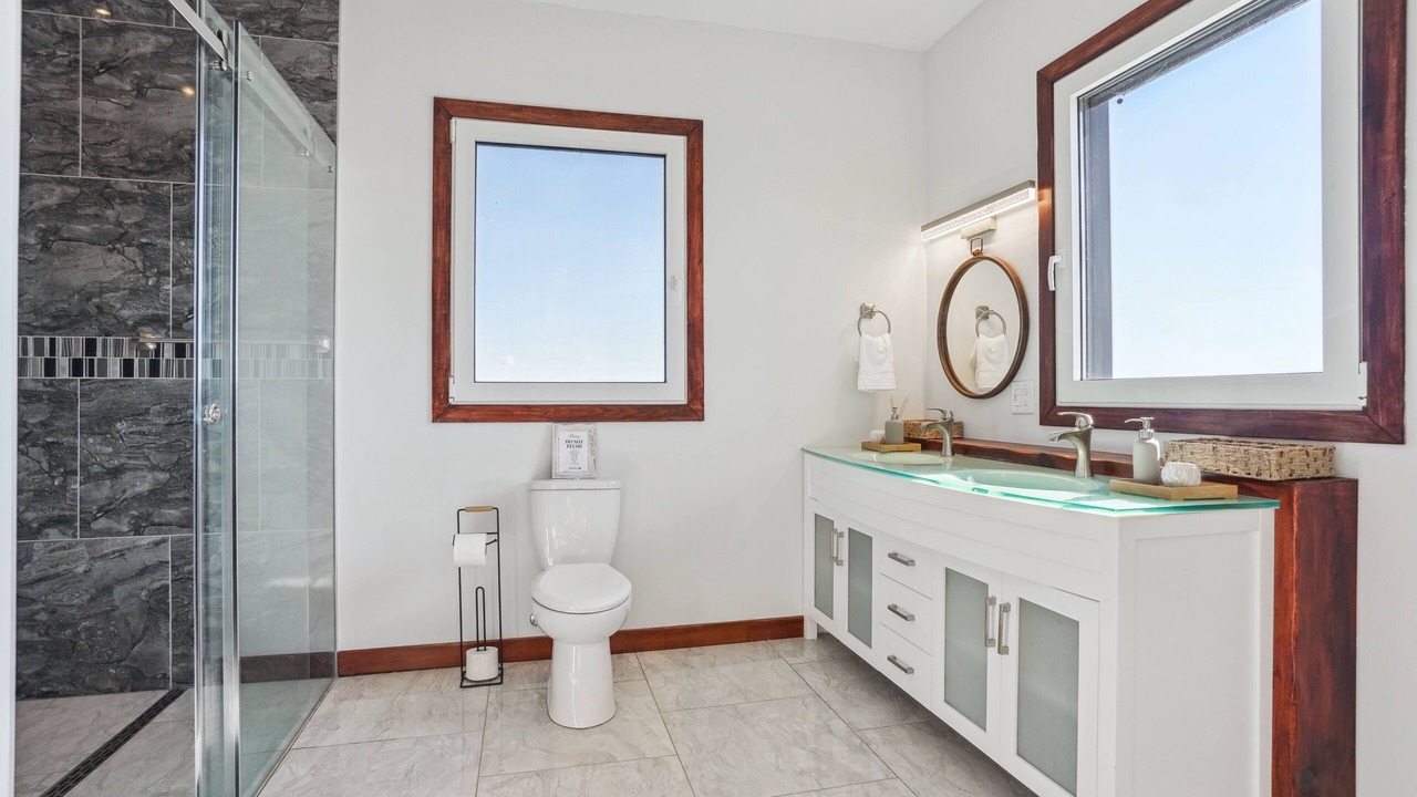Photo of Bathroom in Tay