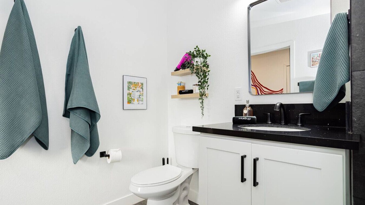 Photo of Bathroom in Beverly Green