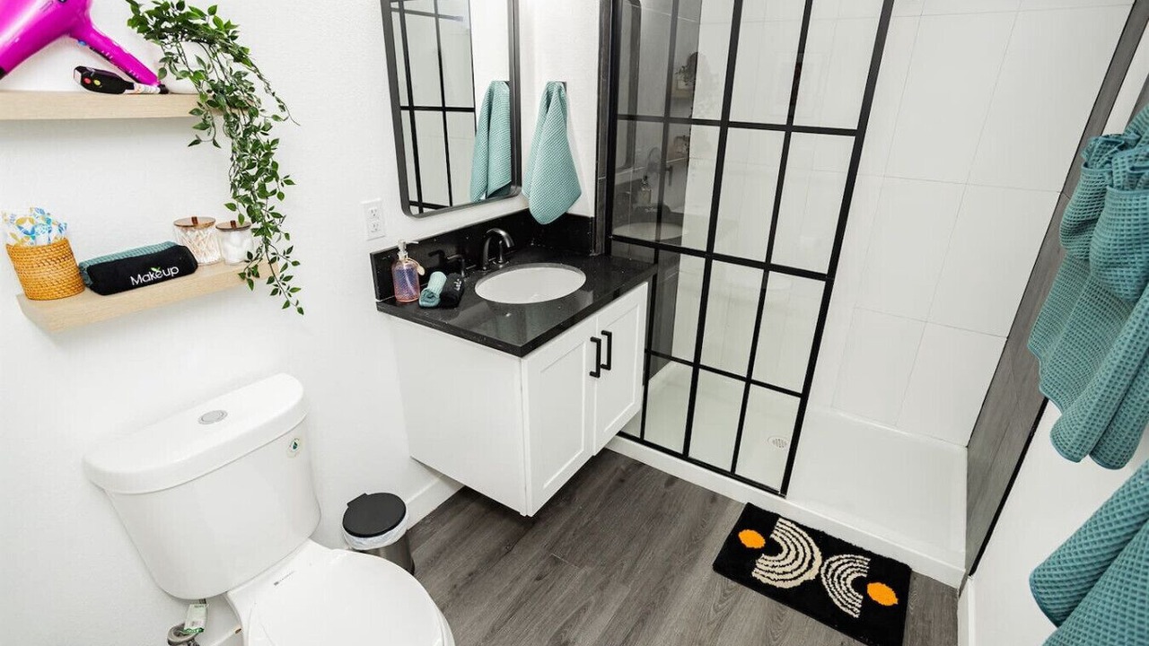 Photo of Bathroom in Beverly Green