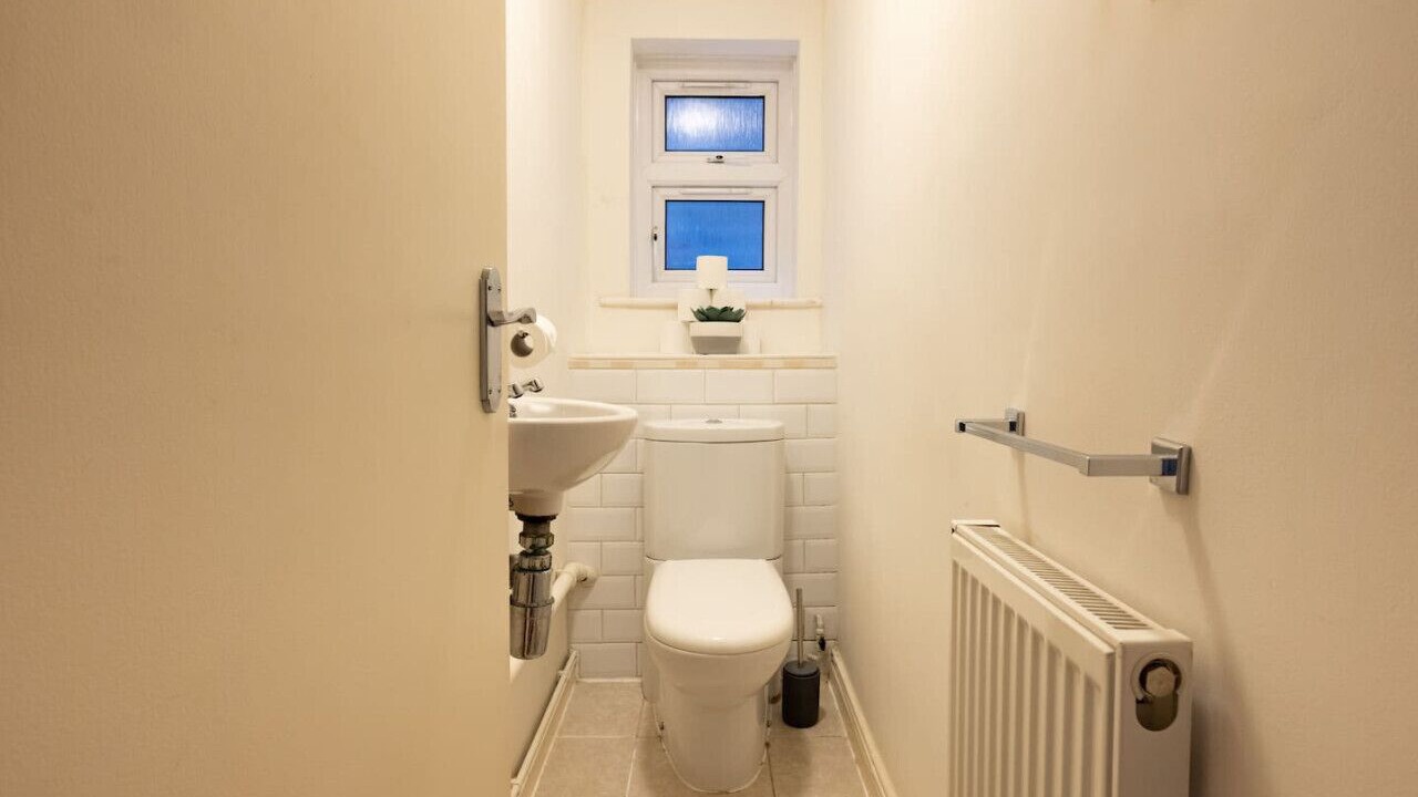 Photo of Bathroom in Elephant and Castle