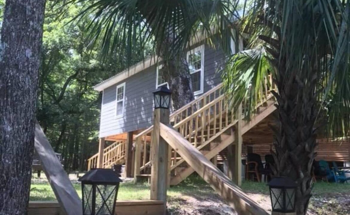 Photo of Outdoor in Clarksville