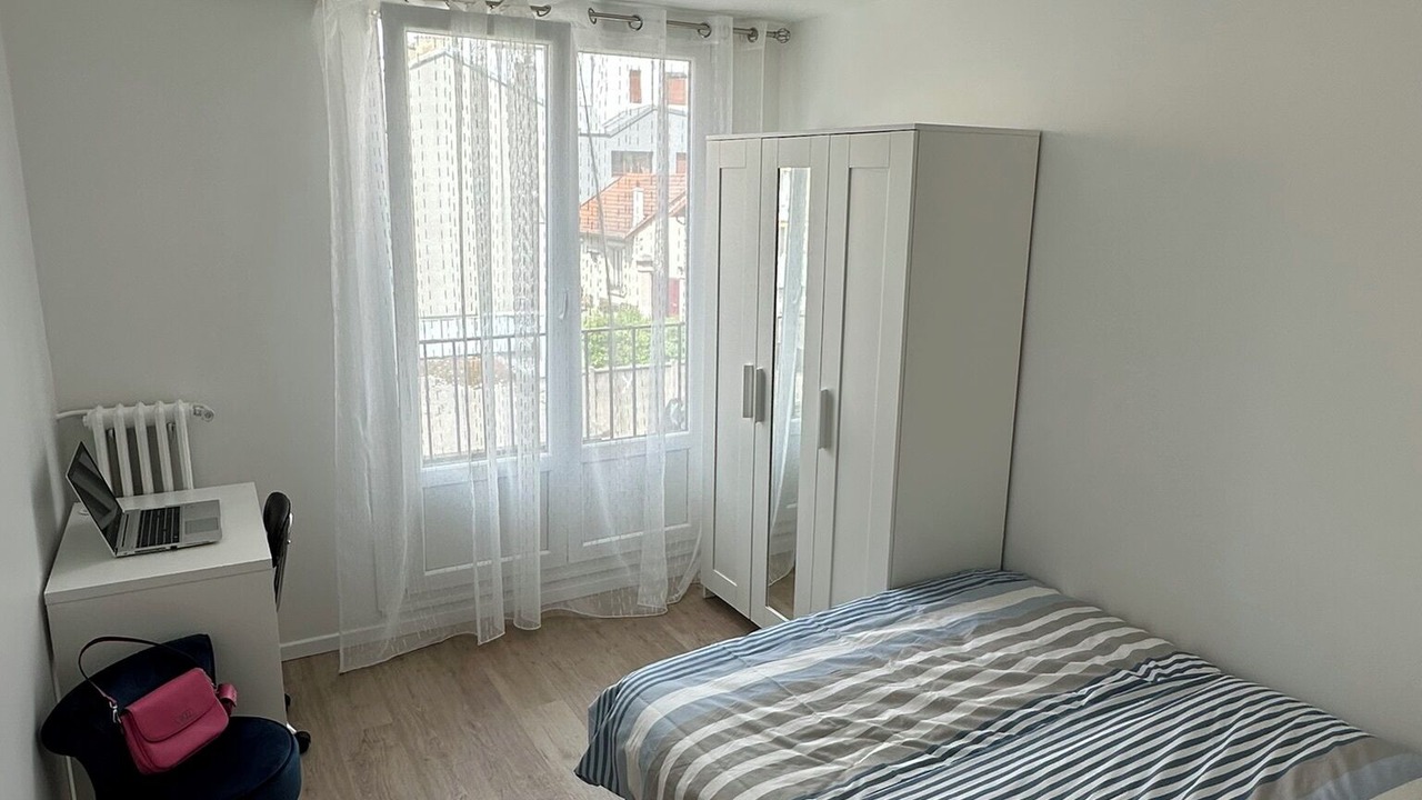 Photo of Bedroom in Aubervilliers
