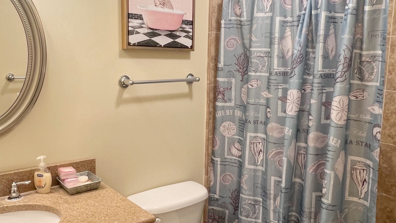 Photo of Bathroom in Saint Simons Heights