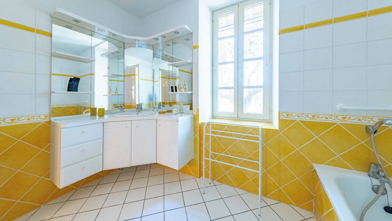 Photo of Bathroom in Vendres