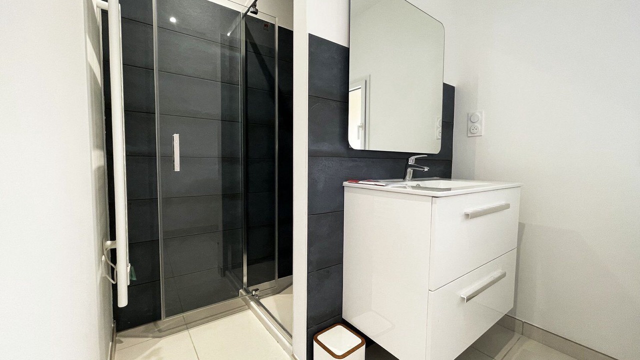 Photo of Bathroom in Pleubian