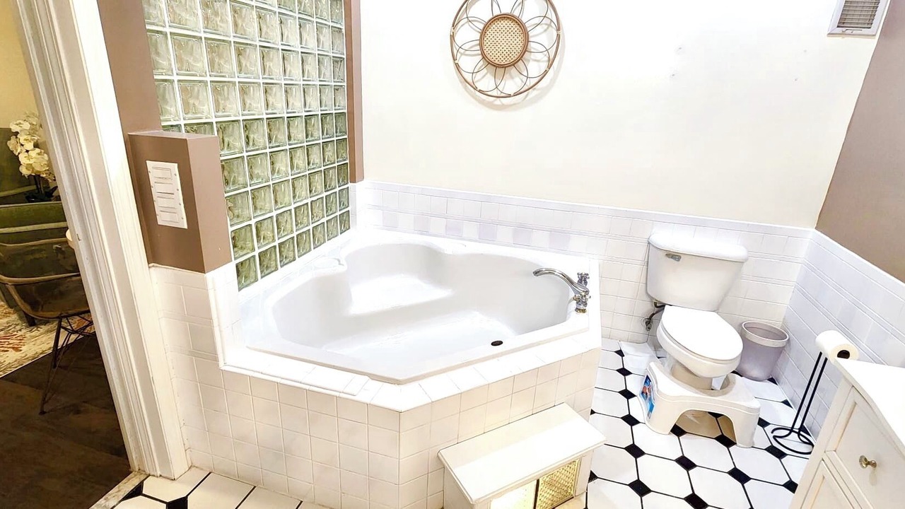 Photo of Bathroom in Palm Beach Gardens