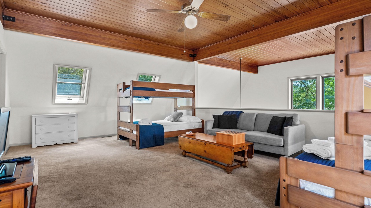 Photo of Bedroom in Piney