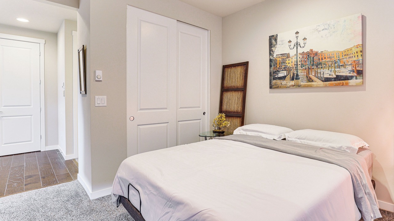 Photo of Bedroom in Snoqualmie Ridge