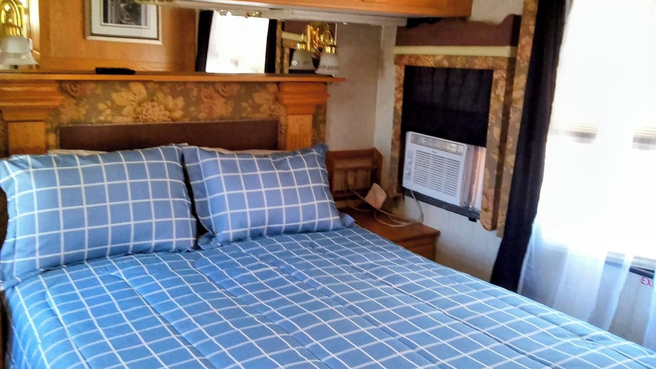 Photo of Bedroom in Sierra Blanca