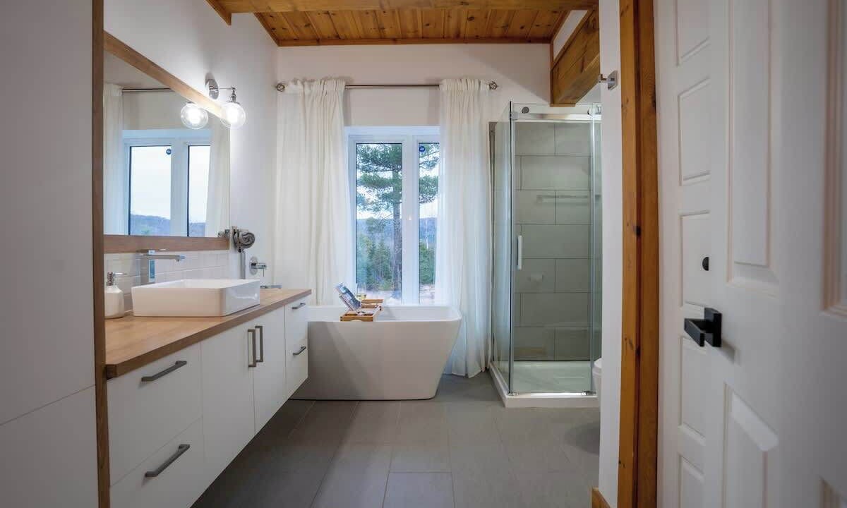 Photo of Bathroom in Saint Come