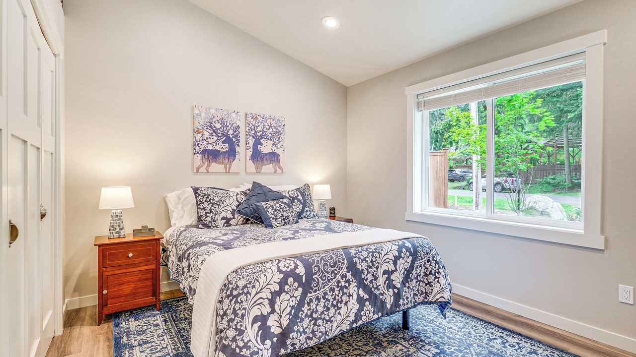 Photo of Others in Freeland