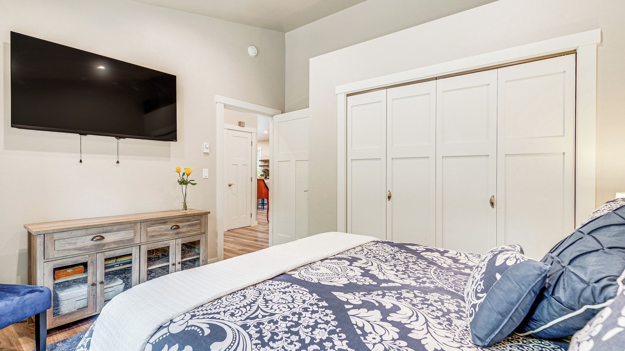 Photo of Bedroom in Freeland