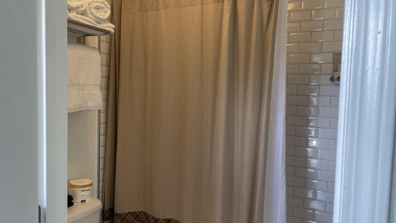 Photo of Bathroom in Clay City