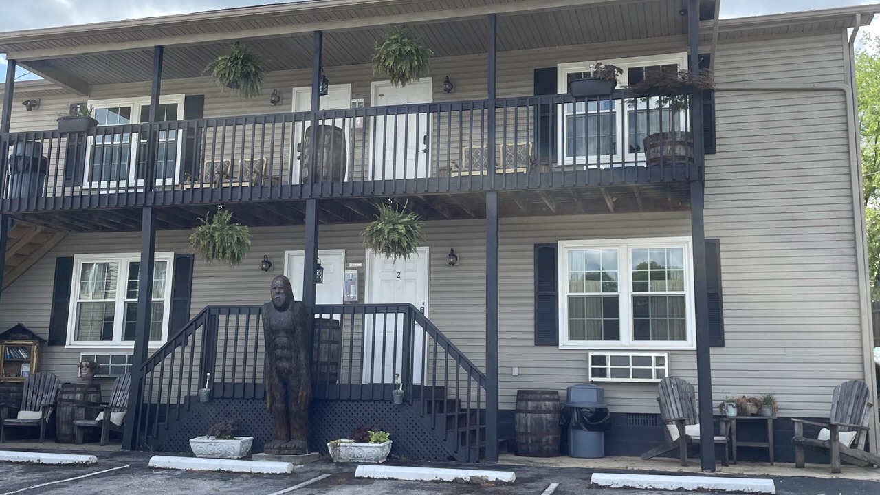 Photo of Outdoor in Clay City
