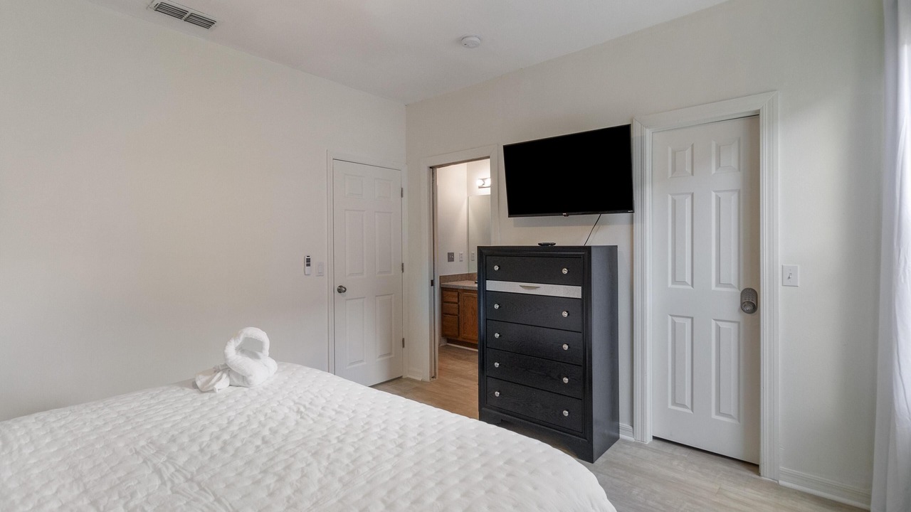 Photo of Bedroom in Sunset Ridge