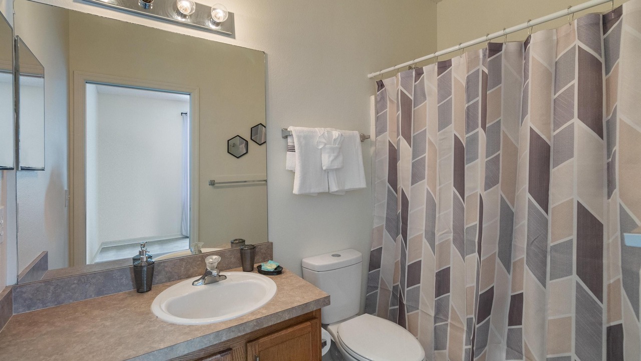 Photo of Bathroom in Sunset Ridge