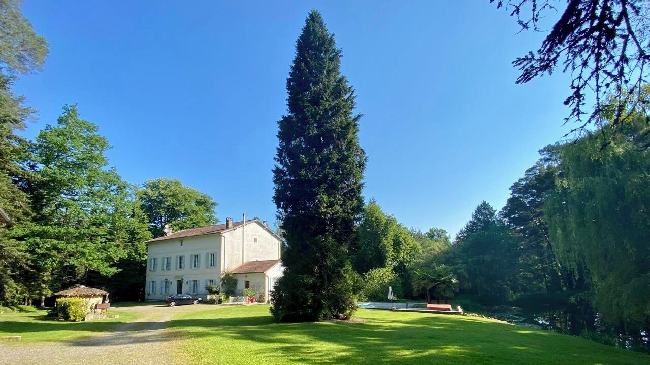 Photo of Outdoor in Sainte-Croix-de-Volvestre