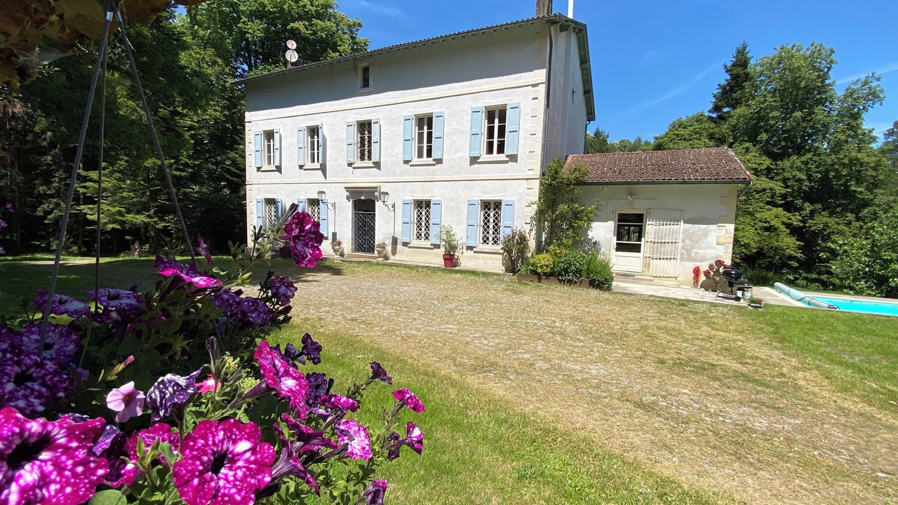 Photo of Outdoor in Sainte-Croix-de-Volvestre
